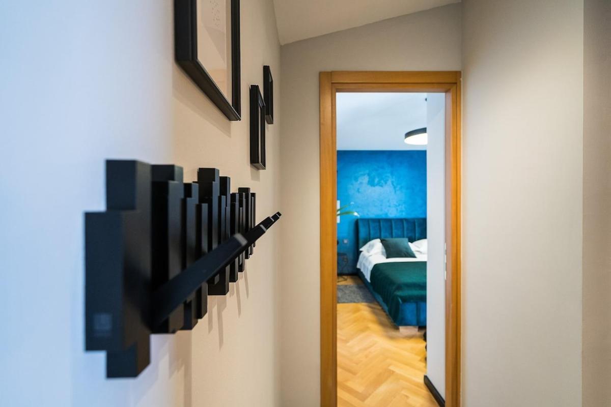 Apartments M Split Bagian luar foto